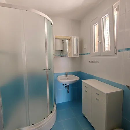 Maskovic Karbuni Апартаменты *