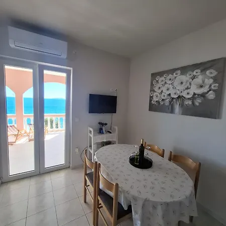 Apartment Maskovic Karbuni